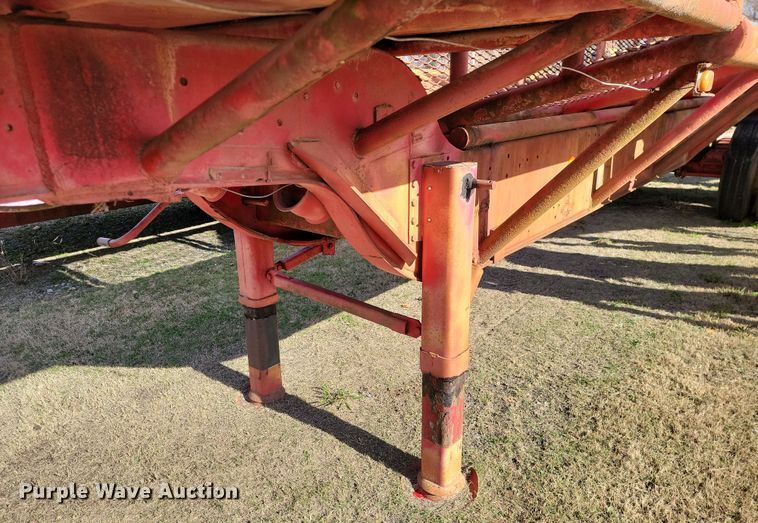 image for item LD9065 1981 Nabor SE  skid trailer