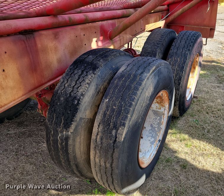 image for item LD9065 1981 Nabor SE  skid trailer