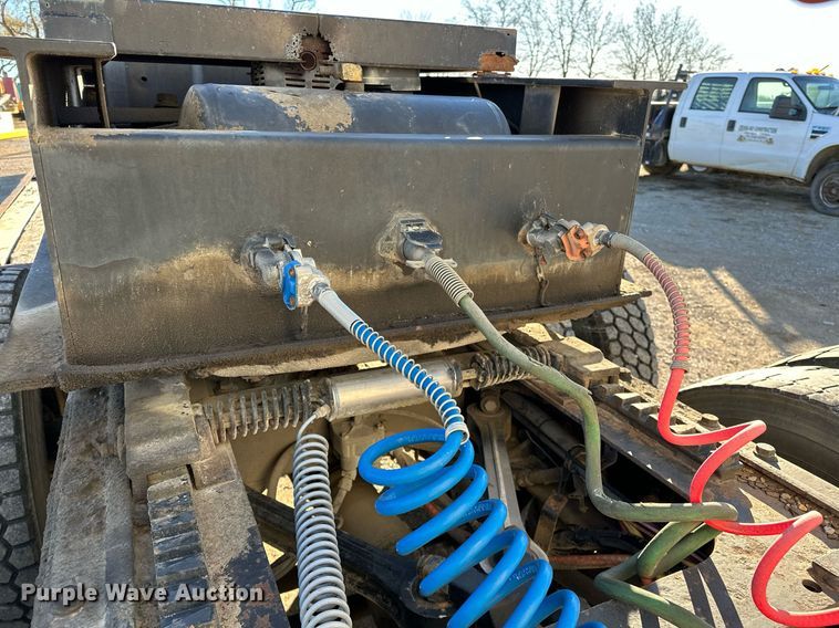 2001 Kenworth T880 semi truck in Ochelata, OK Item LD9070 for sale