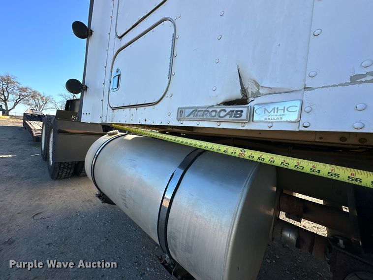 2001 Kenworth T880 semi truck in Ochelata, OK Item LD9070 for sale