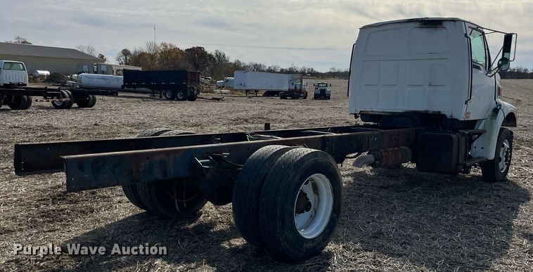 image for item LD9838 1998 Ford L8000  truck cab and chassis