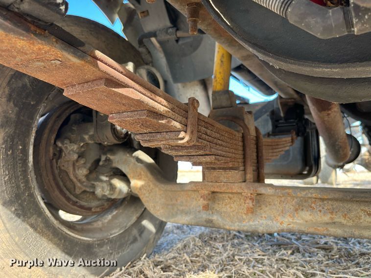 image for item LD9838 1998 Ford L8000  truck cab and chassis