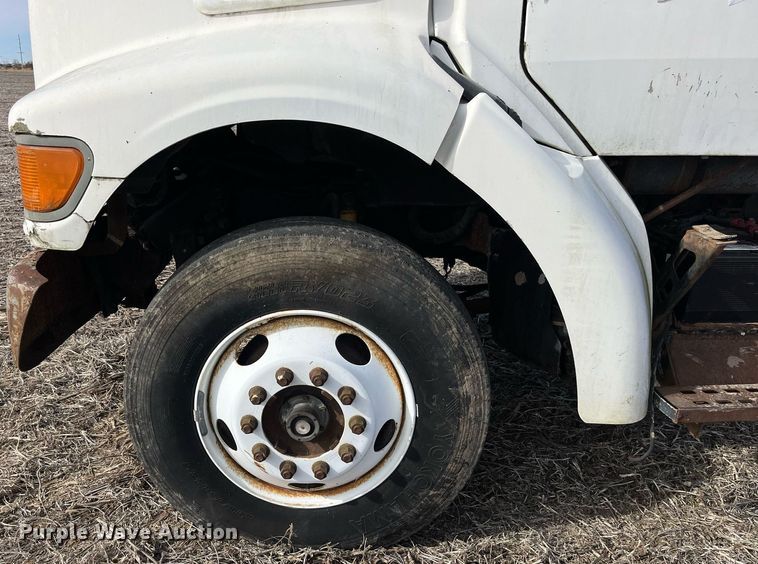 image for item LD9838 1998 Ford L8000  truck cab and chassis