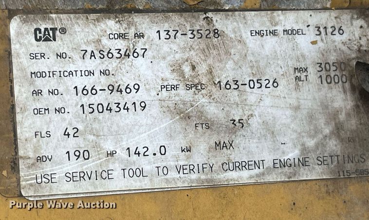 image for item LD9840 1999 Chevrolet C7500  truck cab and chassis