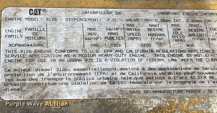 image for item LD9840 1999 Chevrolet C7500  truck cab and chassis