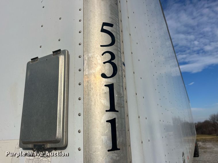 image for item LD9888 2008 Strick  dry van trailer