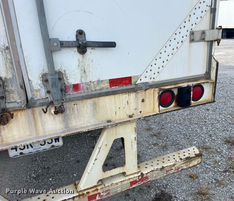 image for item LD9888 2008 Strick  dry van trailer