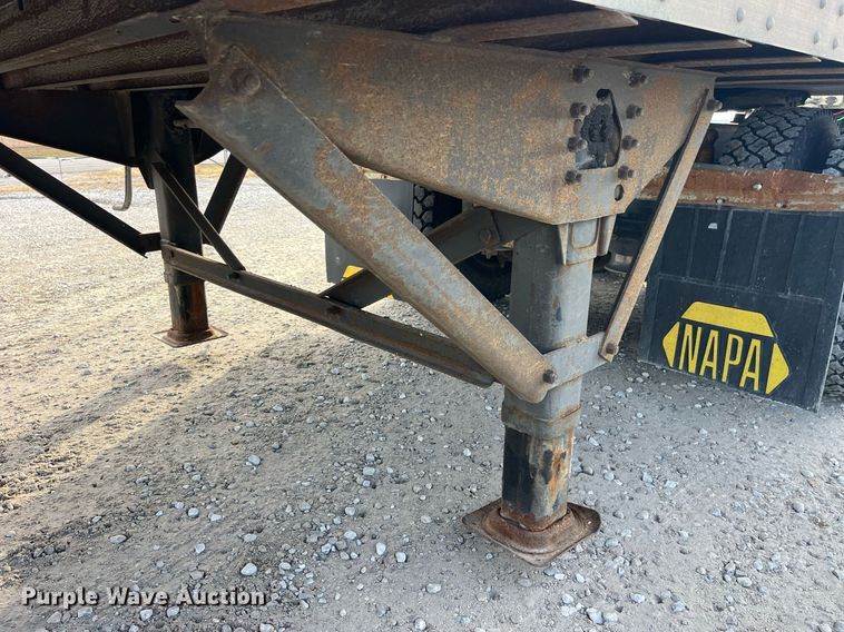 image for item LD9888 2008 Strick  dry van trailer