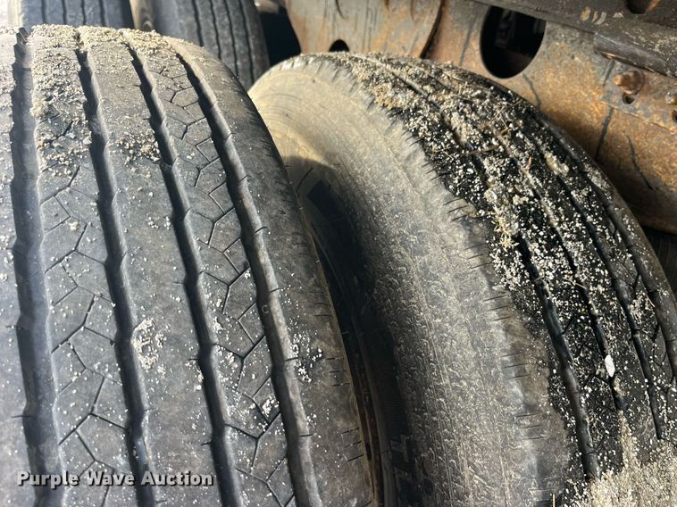 image for item LD9888 2008 Strick  dry van trailer