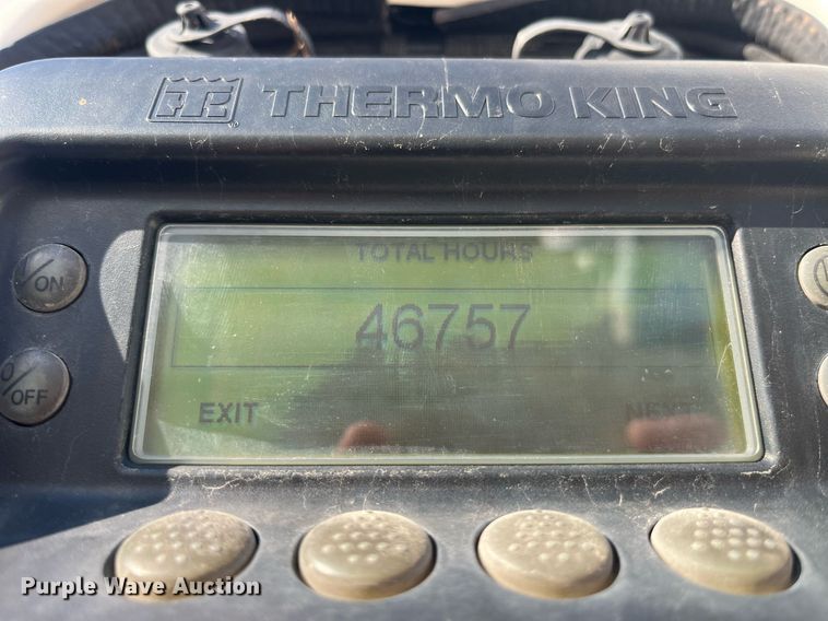 image for item LD9890 2008 Utility Trailer VS2RA  refrigerated van trailer