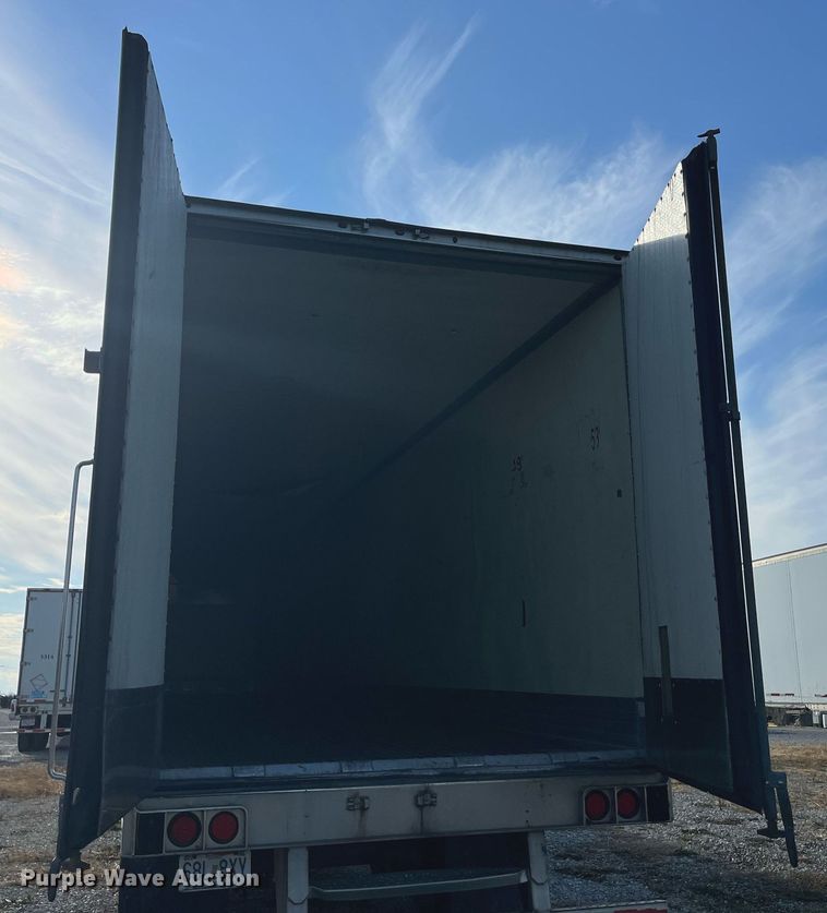 image for item LD9890 2008 Utility Trailer VS2RA  refrigerated van trailer