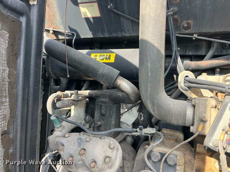 image for item LD9890 2008 Utility Trailer VS2RA  refrigerated van trailer