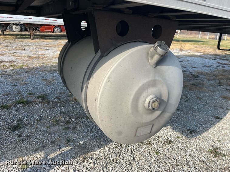 image for item LD9890 2008 Utility Trailer VS2RA  refrigerated van trailer