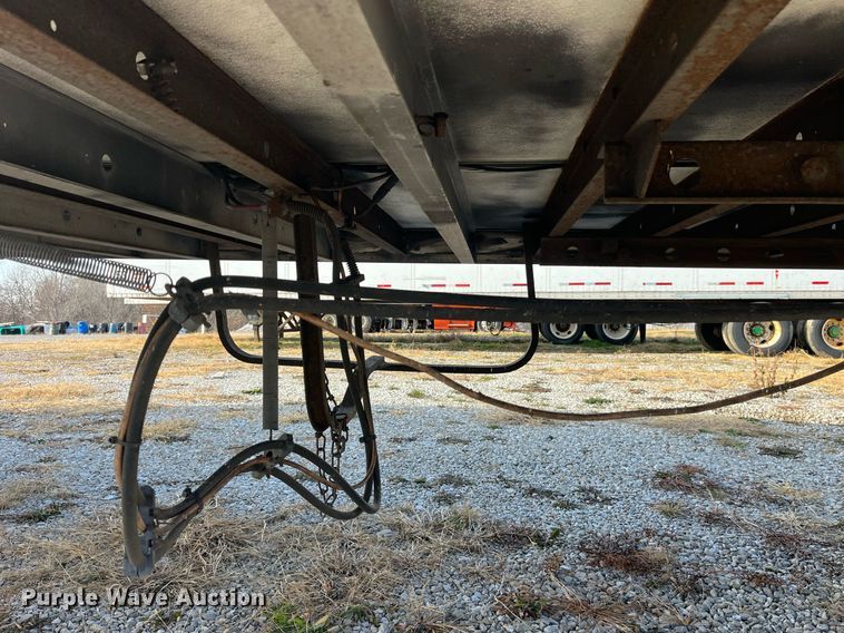 image for item LD9890 2008 Utility Trailer VS2RA  refrigerated van trailer