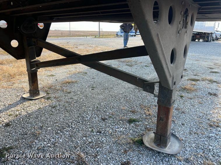 image for item LD9890 2008 Utility Trailer VS2RA  refrigerated van trailer