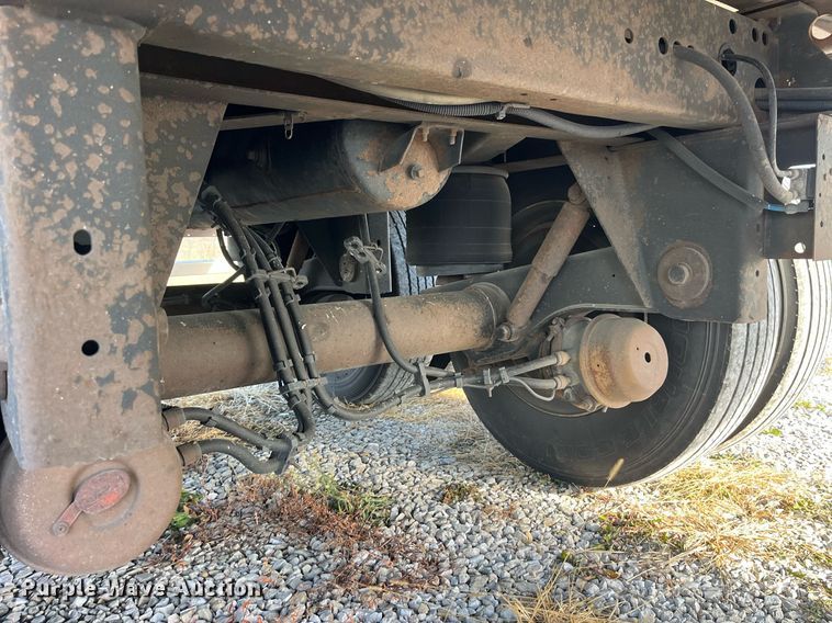 image for item LD9890 2008 Utility Trailer VS2RA  refrigerated van trailer