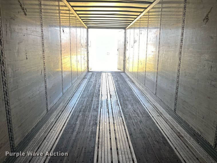 image for item LD9891 2005 Wabash DVCVHPC  dry van trailer