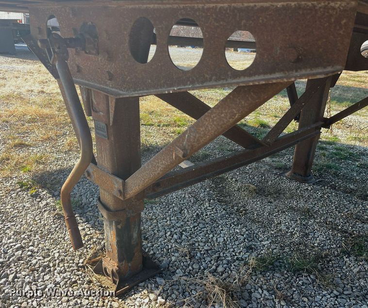 image for item LD9891 2005 Wabash DVCVHPC  dry van trailer