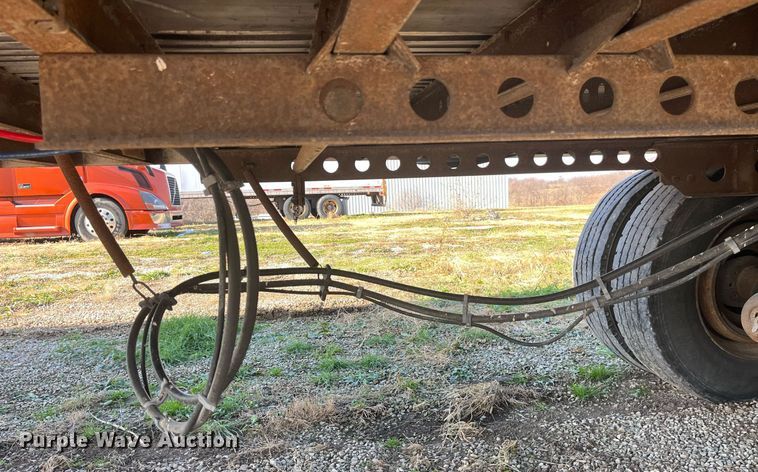 image for item LD9891 2005 Wabash DVCVHPC  dry van trailer