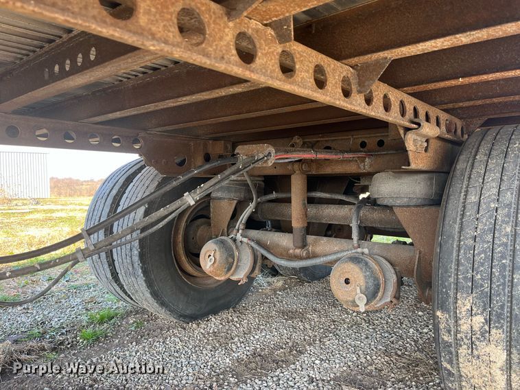 image for item LD9891 2005 Wabash DVCVHPC  dry van trailer