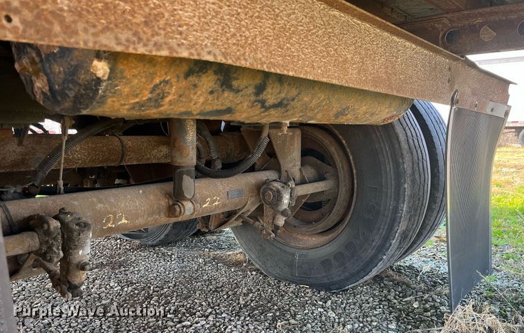 image for item LD9891 2005 Wabash DVCVHPC  dry van trailer