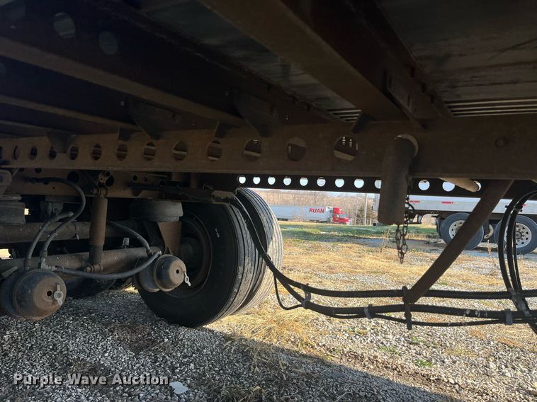 image for item LD9891 2005 Wabash DVCVHPC  dry van trailer