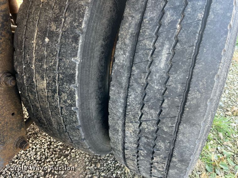 image for item LD9891 2005 Wabash DVCVHPC  dry van trailer