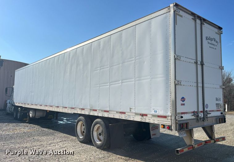 image for item LD9892 2006 Utility Trailer VS2RA  refrigerated van trailer