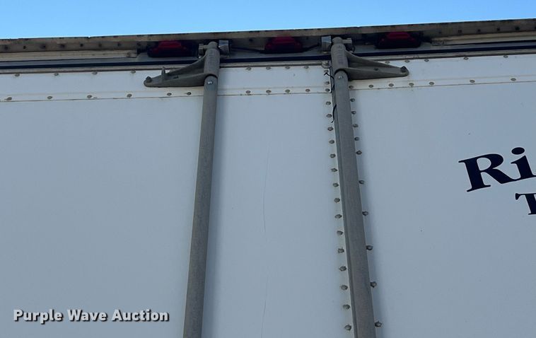 image for item LD9892 2006 Utility Trailer VS2RA  refrigerated van trailer