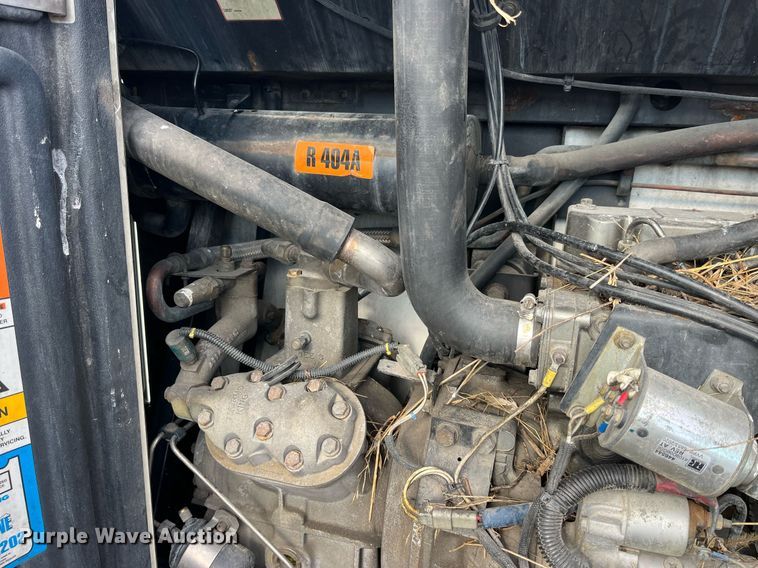 image for item LD9892 2006 Utility Trailer VS2RA  refrigerated van trailer