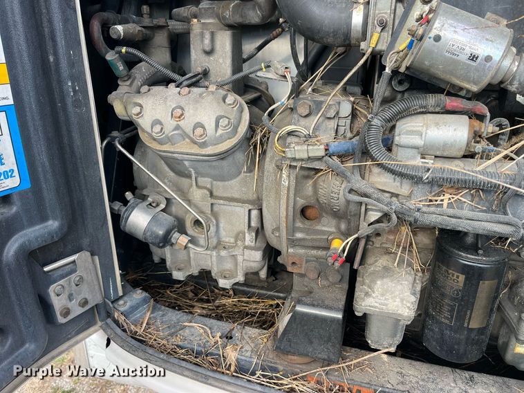 image for item LD9892 2006 Utility Trailer VS2RA  refrigerated van trailer