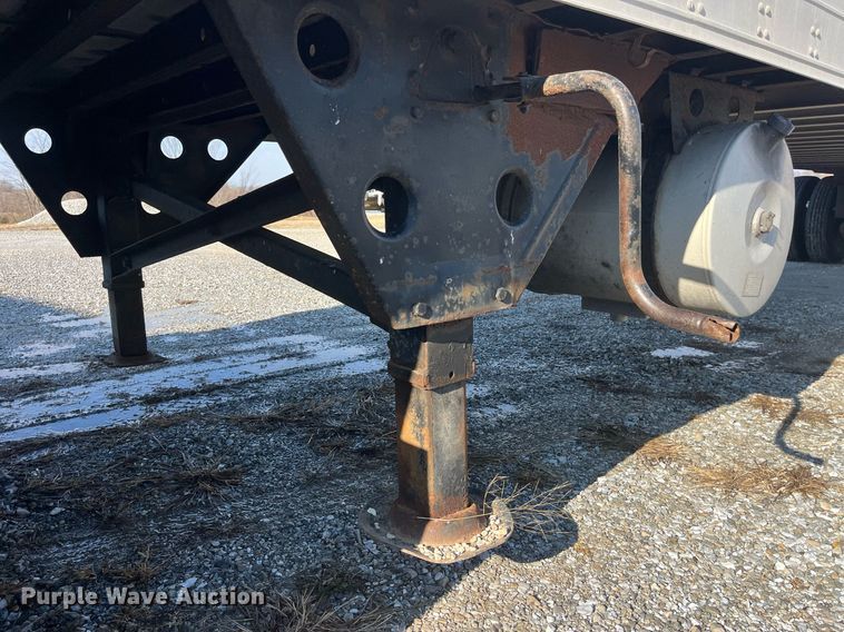 image for item LD9892 2006 Utility Trailer VS2RA  refrigerated van trailer