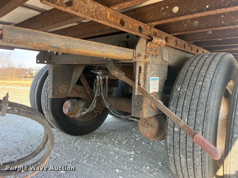 image for item LD9892 2006 Utility Trailer VS2RA  refrigerated van trailer