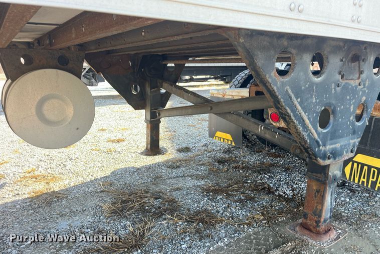 image for item LD9892 2006 Utility Trailer VS2RA  refrigerated van trailer