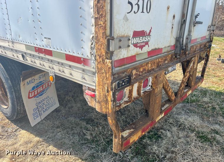 image for item LD9893 2004 Wabash  dry van trailer