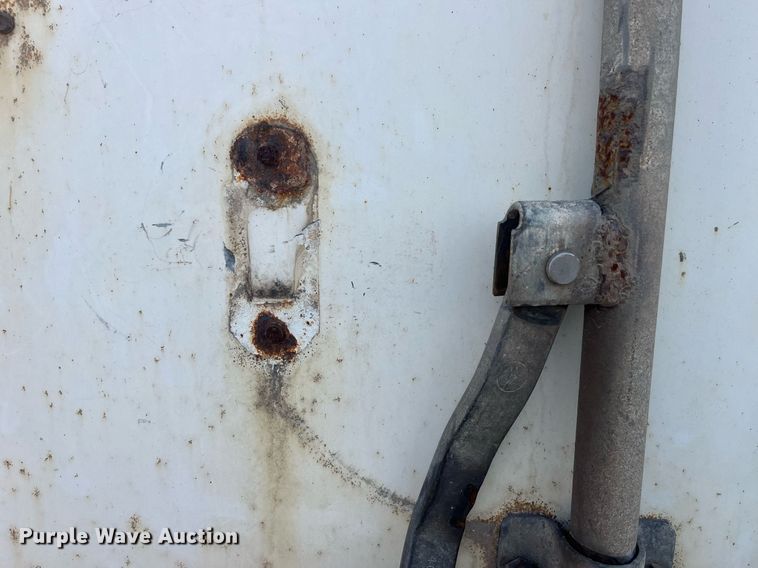 image for item LD9893 2004 Wabash  dry van trailer