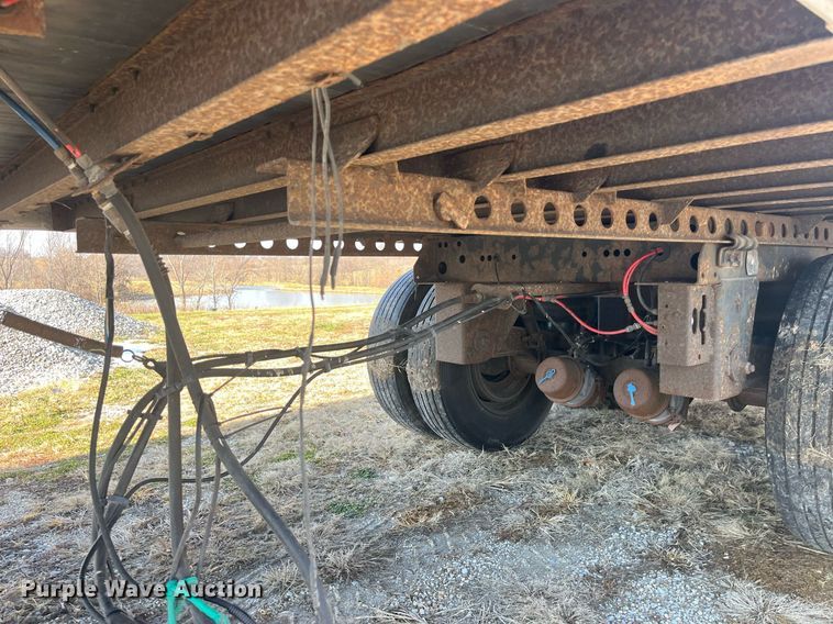 image for item LD9893 2004 Wabash  dry van trailer