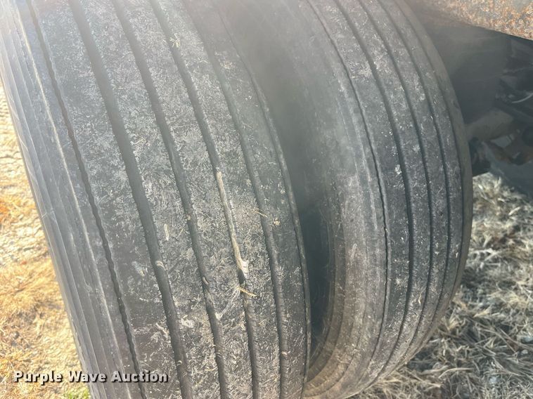 image for item LD9893 2004 Wabash  dry van trailer