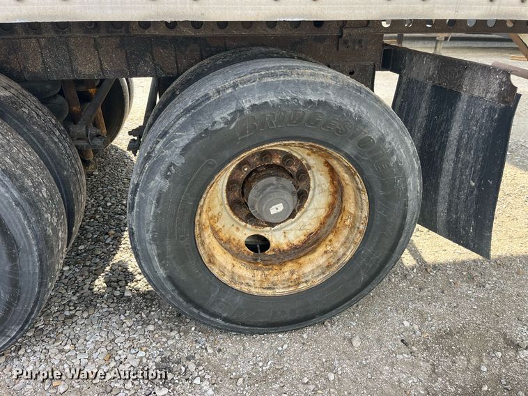 image for item LD9894 2009 Wabash  dry van trailer