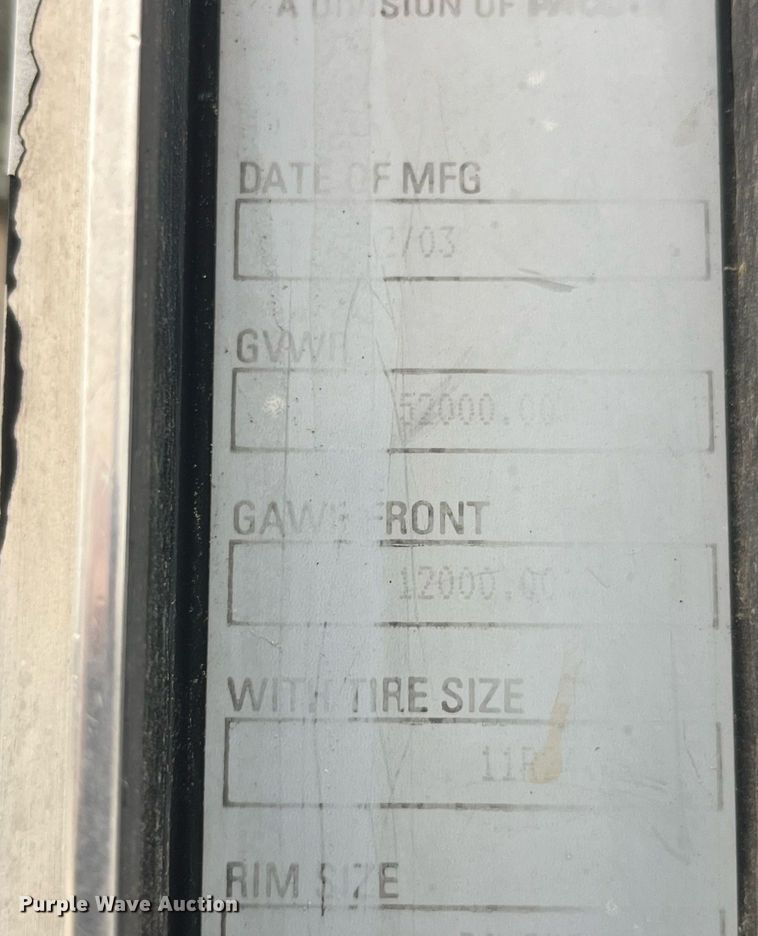 image for item LD9904 2004 Kenworth W900  semi truck