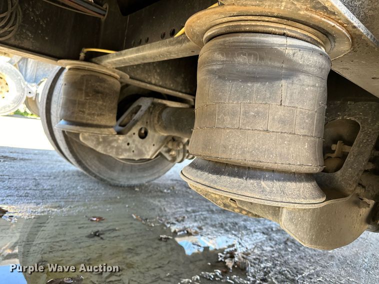 image for item LK9646 2021 Transcraft  554S  drop deck equipment trailer