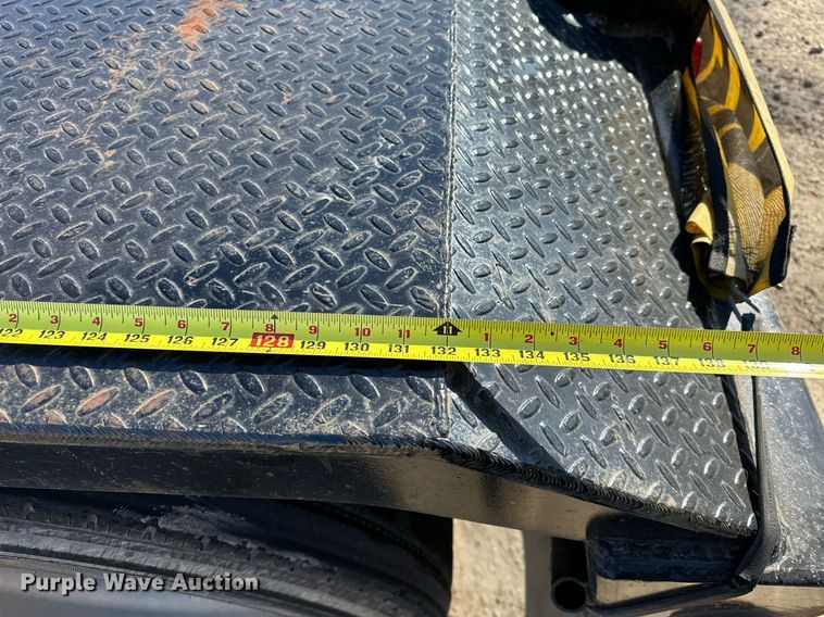 image for item LK9647 2013 Fontaine Magnitude 55H26 lowboy equipment trailer