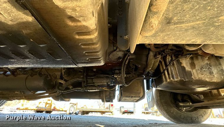 image for item LK9648 2013 Western Star 4900 semi truck