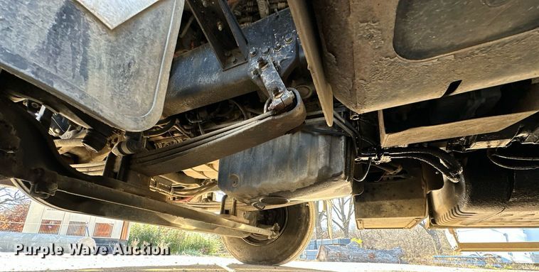 image for item LK9648 2013 Western Star 4900 semi truck