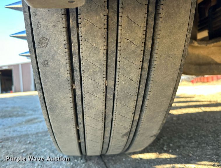 image for item LK9665 2016 International Lonestar  semi truck