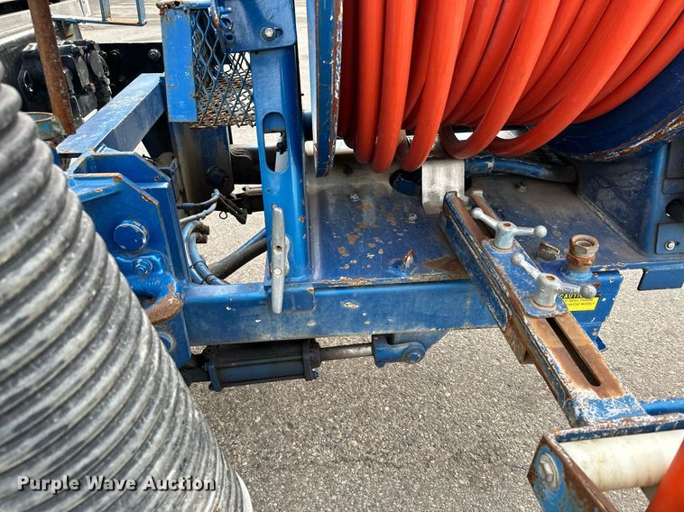 image for item LO9345 2007 Freightliner Business Class M2 106  sewer jetter truck