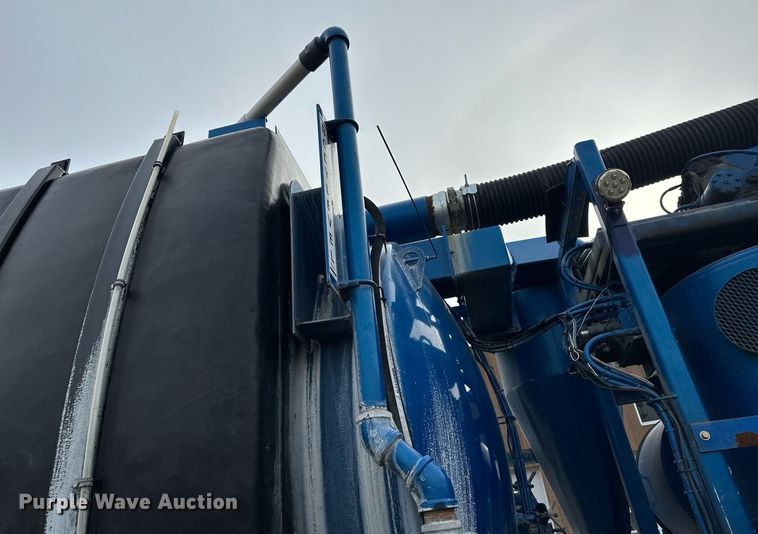 image for item LO9345 2007 Freightliner Business Class M2 106  sewer jetter truck