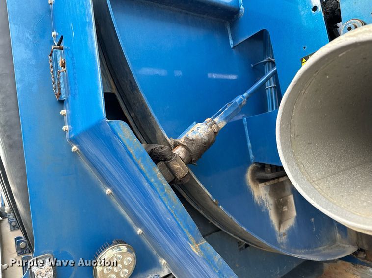 image for item LO9345 2007 Freightliner Business Class M2 106  sewer jetter truck