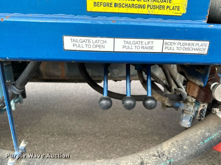 image for item LO9345 2007 Freightliner Business Class M2 106  sewer jetter truck