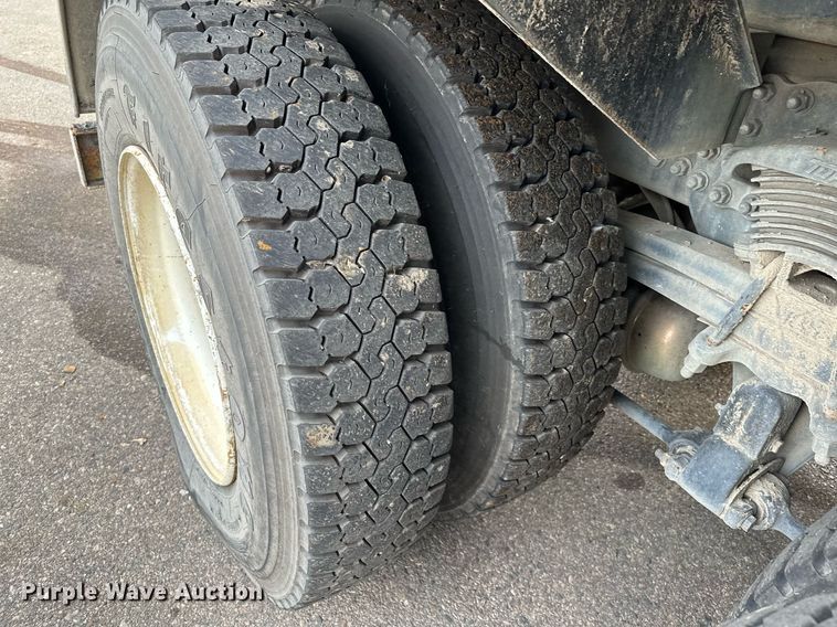 image for item LO9345 2007 Freightliner Business Class M2 106  sewer jetter truck